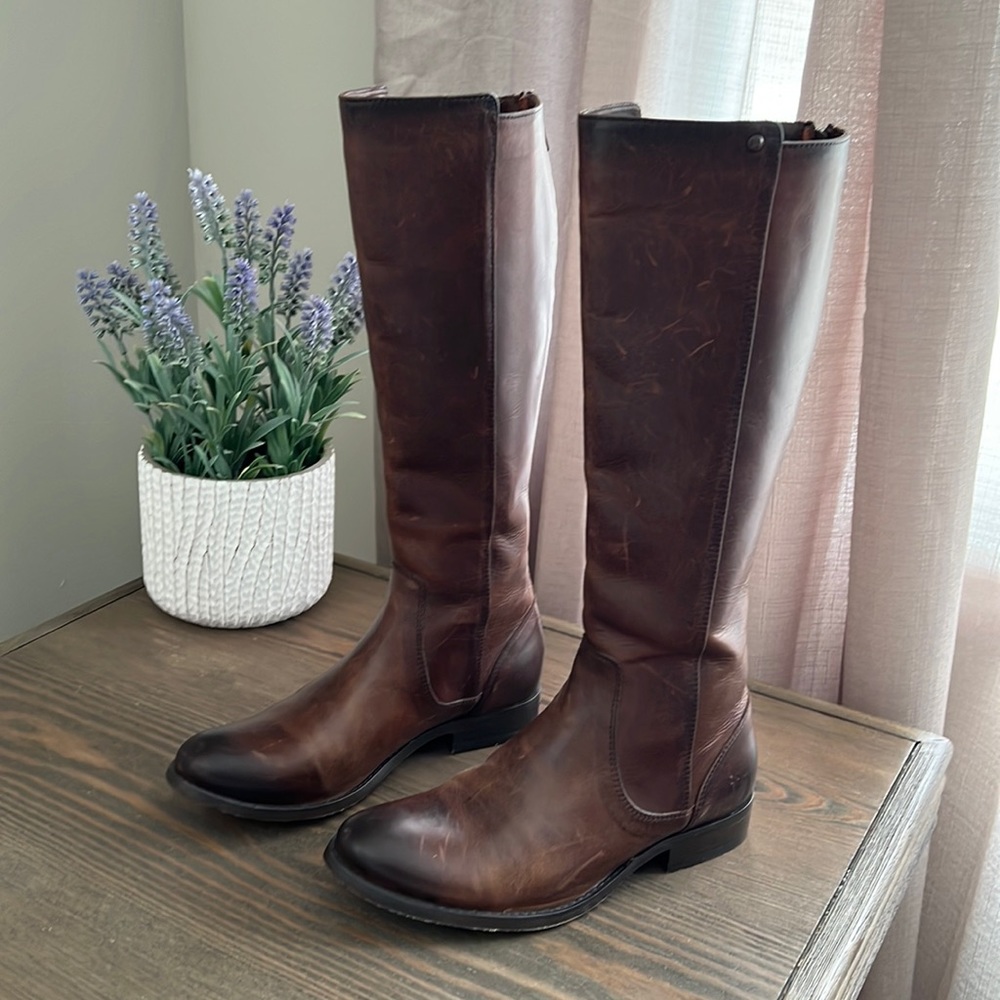 FRYE Melissa Boot size 6 brown
